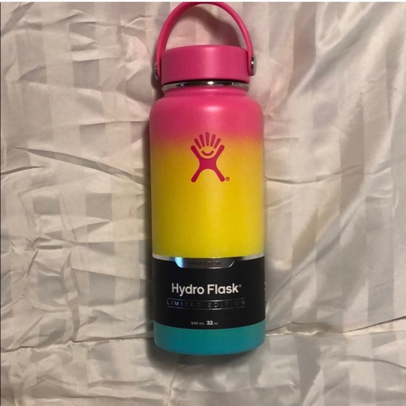 Decorated Hydro Flask Halloween Costume Room Pictures &amp; All About